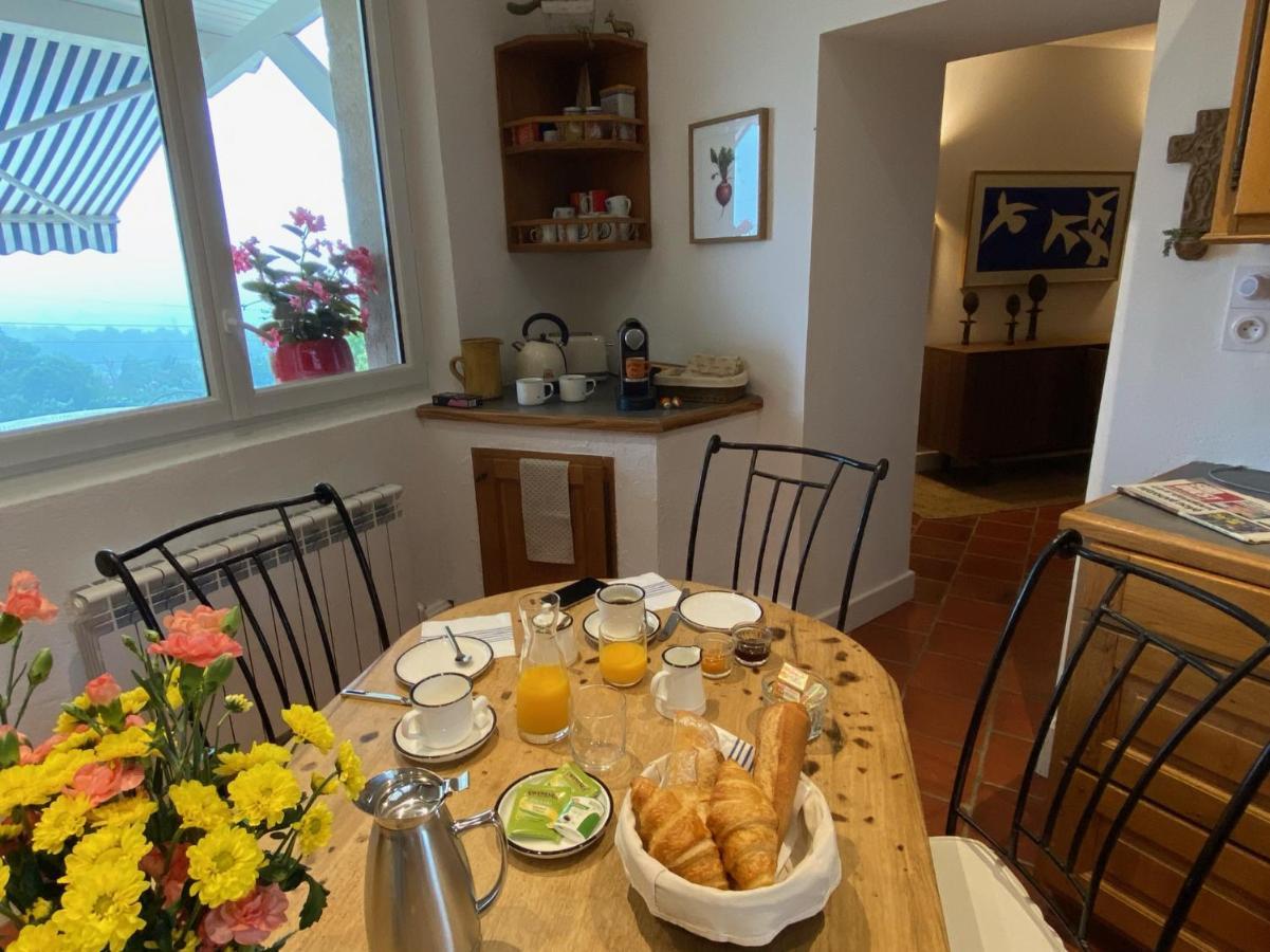 Le Prieure De Saint Pierre Bed & Breakfast Екстериор снимка