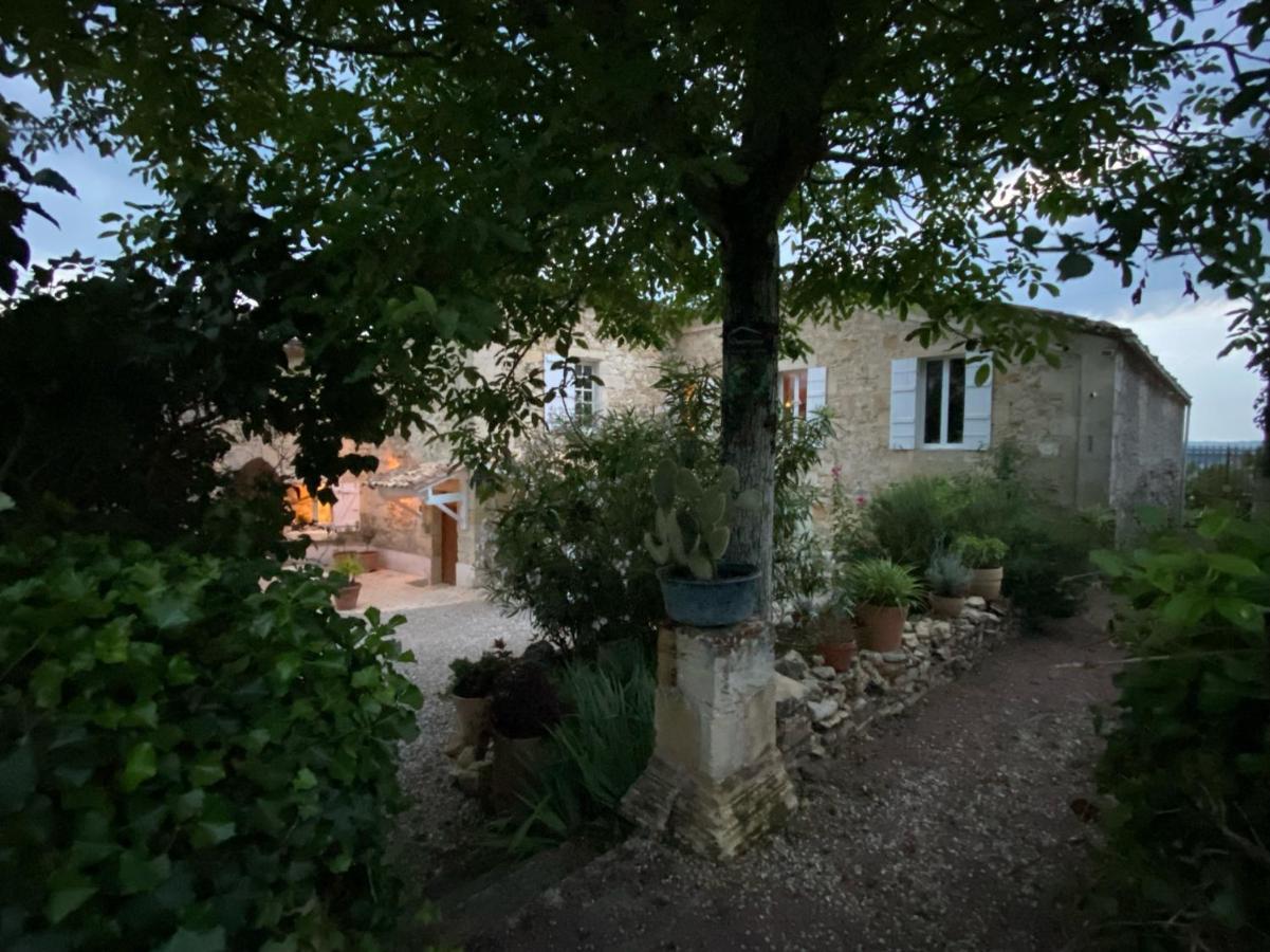Le Prieure De Saint Pierre Bed & Breakfast Екстериор снимка