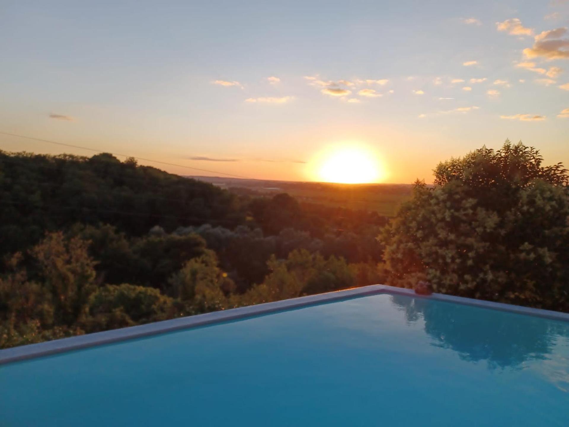 Le Prieure De Saint Pierre Bed & Breakfast Екстериор снимка