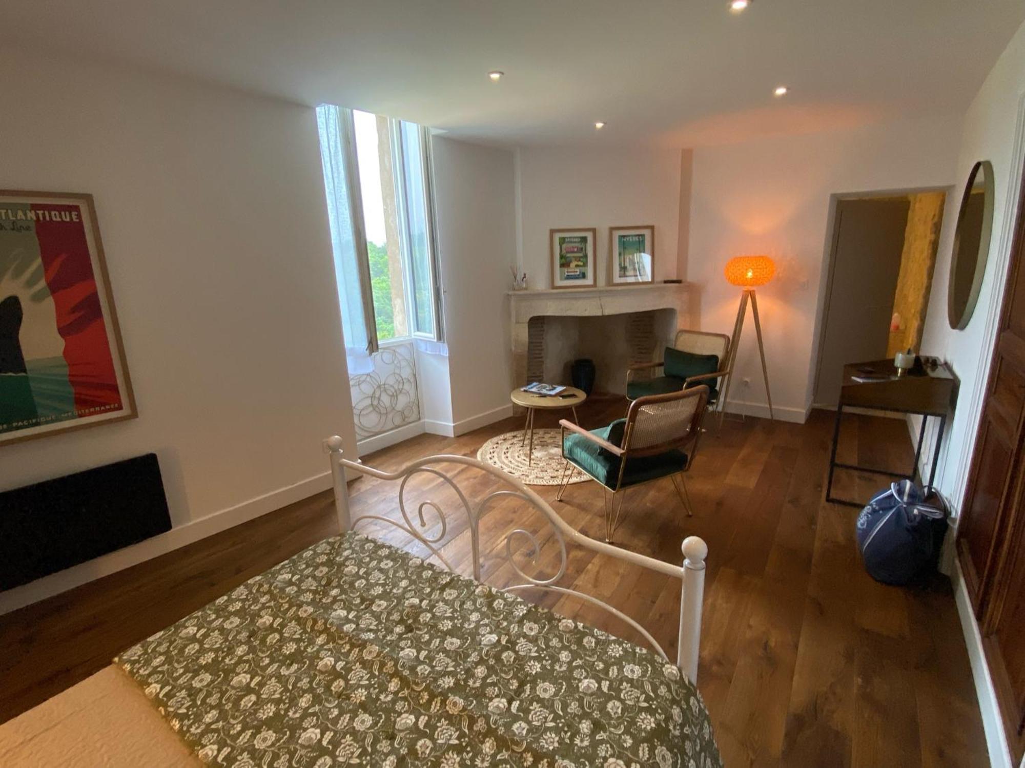 Le Prieure De Saint Pierre Bed & Breakfast Екстериор снимка